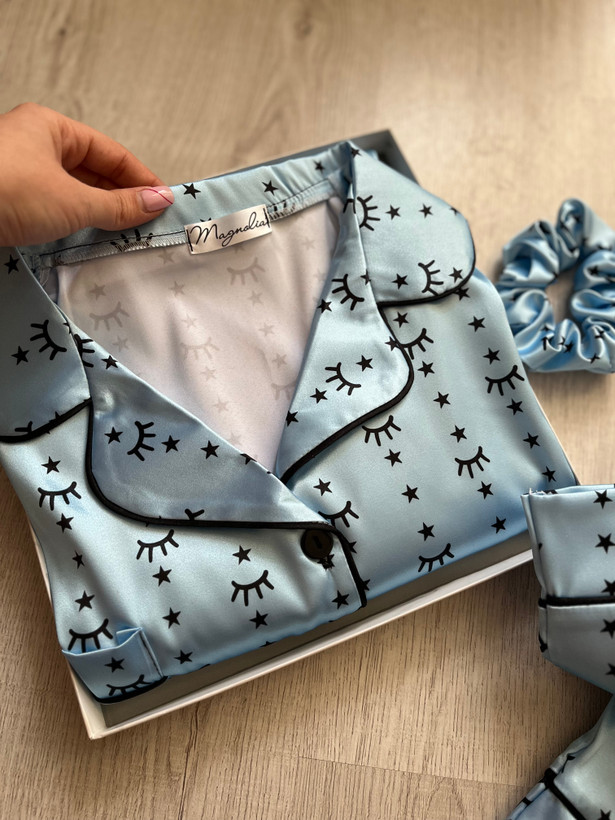 لباسخواب ساتن طرح پلک Blue